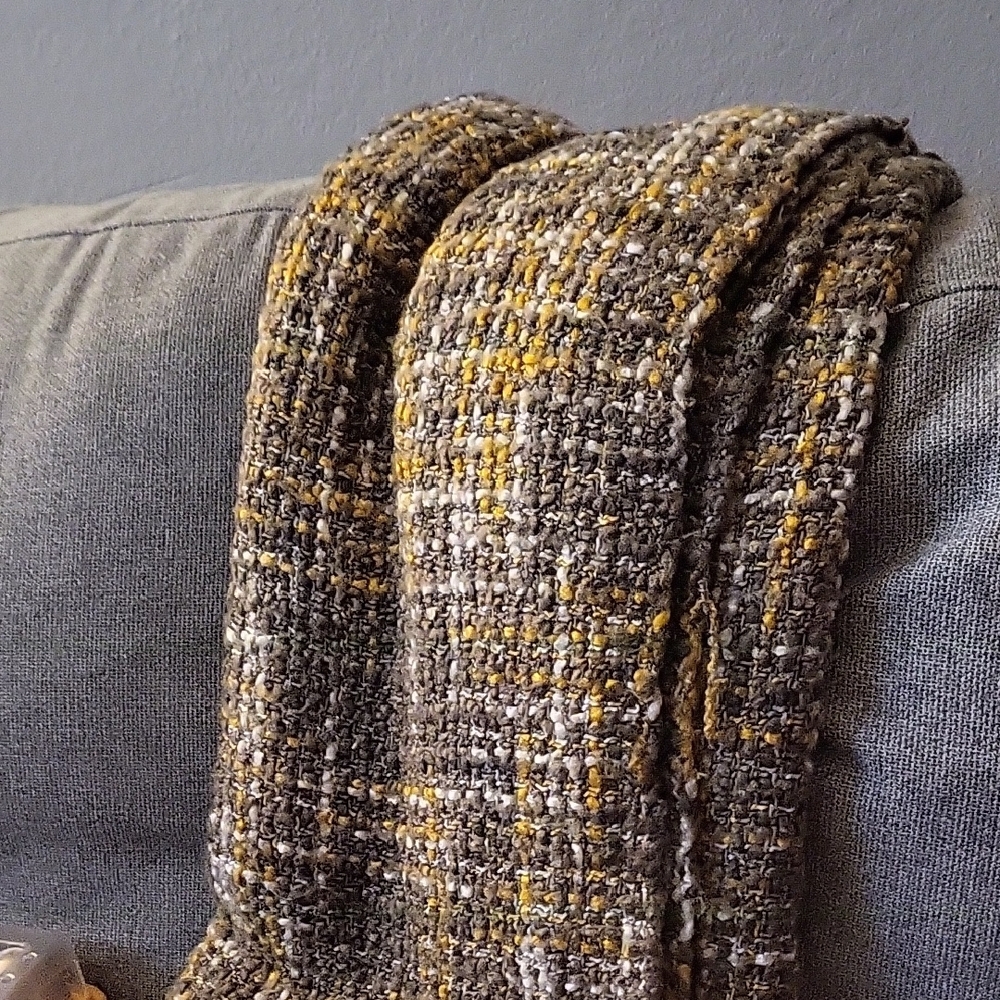 Cozy Tweed Knit Blanket